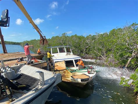 boat removal villas florida|Owners of derelict vessels across Florida could soon have a free .